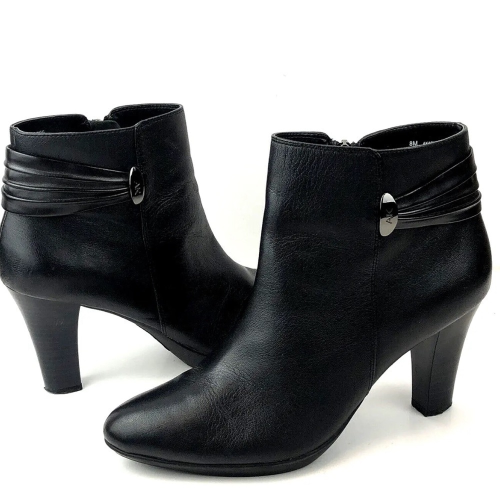 AK Anne Klein Black Smooth Leather Heeled Ankle Boot AKASHLINGG Rubber Sole Hot